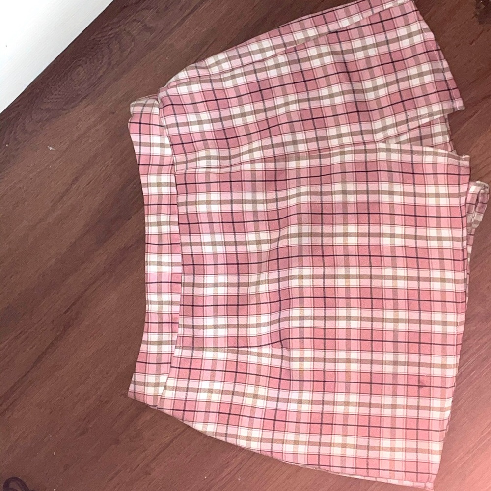 pink plaid skirt